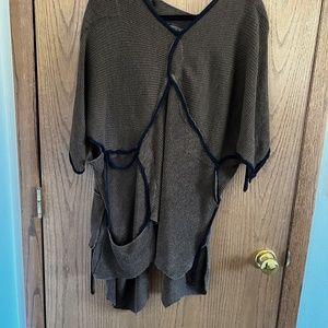 Design B linen asymmetrical sweater